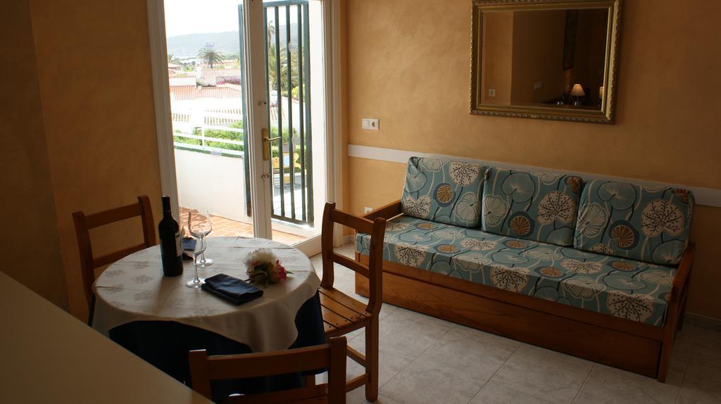 Apartamentos Vistamar Santo Tomás Eksteriør billede